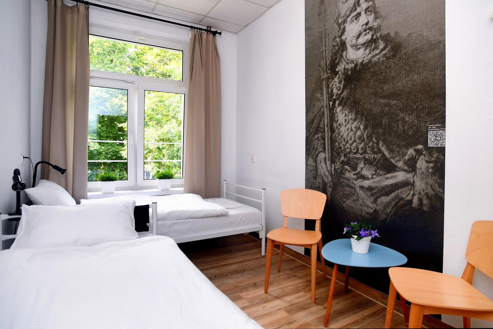 Warsaw Hostel Centrum Private Rooms & Dorms Exterior photo